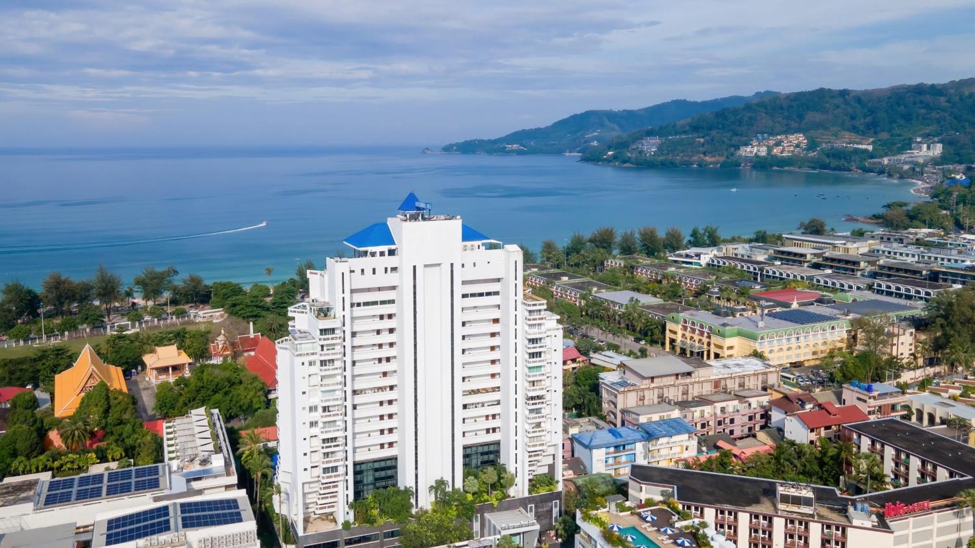 Andaman Beach Suites Hotel, Patong Phuket Экстерьер фото