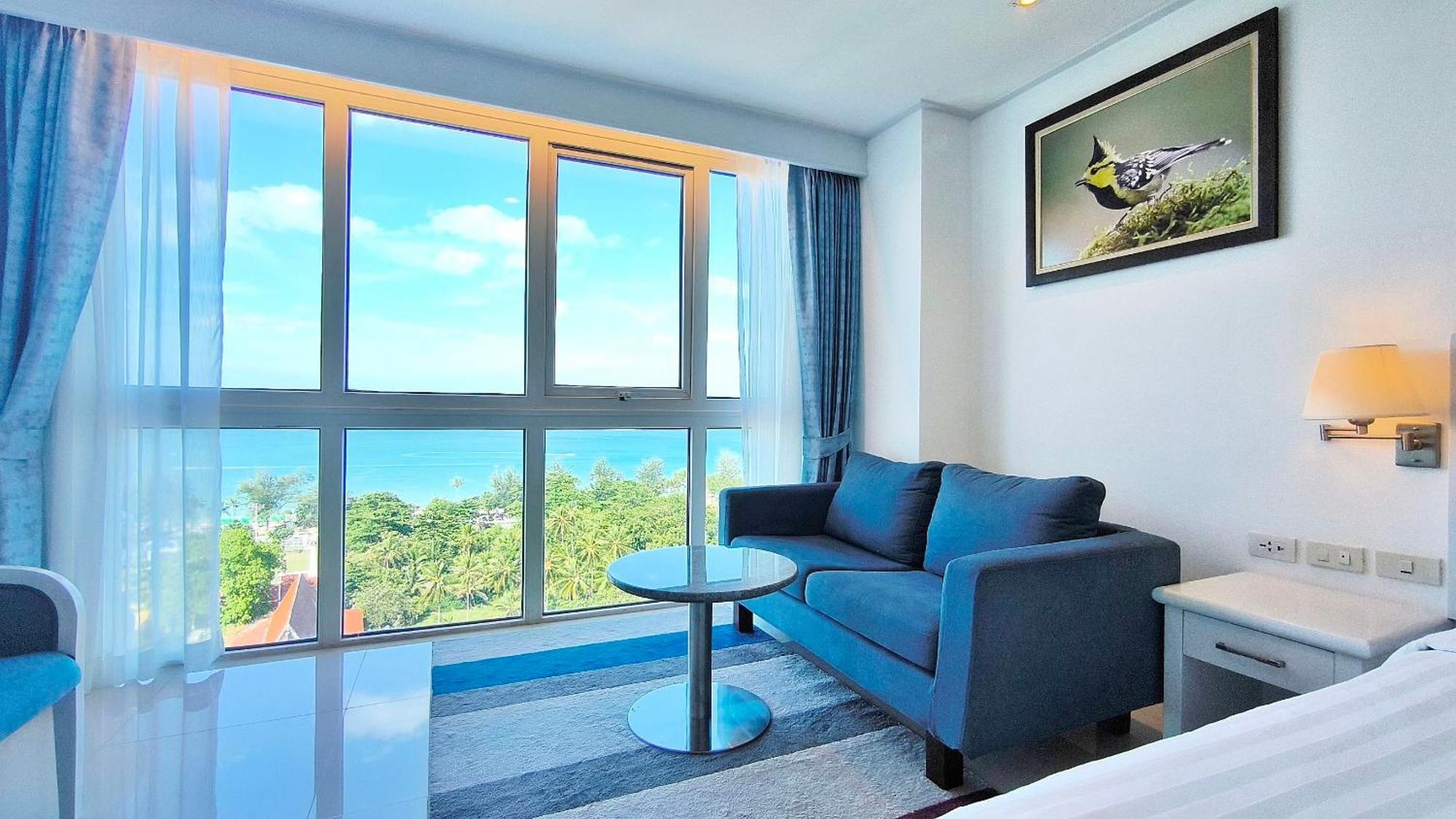 Andaman Beach Suites Hotel, Patong Phuket Экстерьер фото